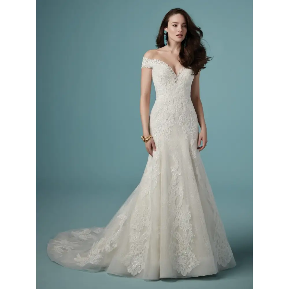 Buying a sample outlet wedding dress