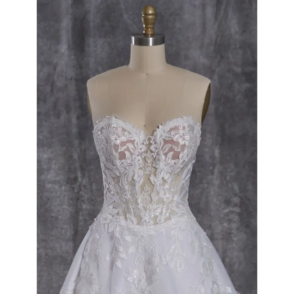 Wedding Dresses in Everett