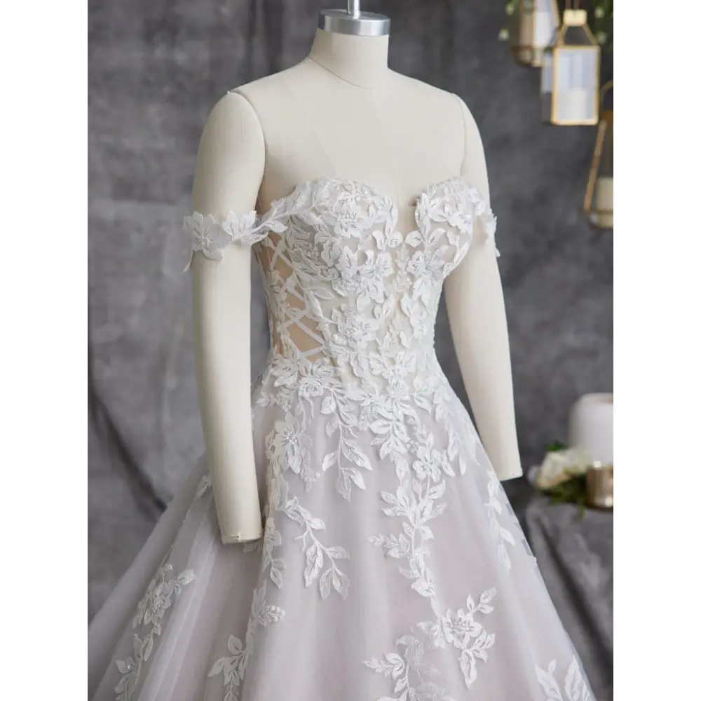 Wedding Dresses in Everett