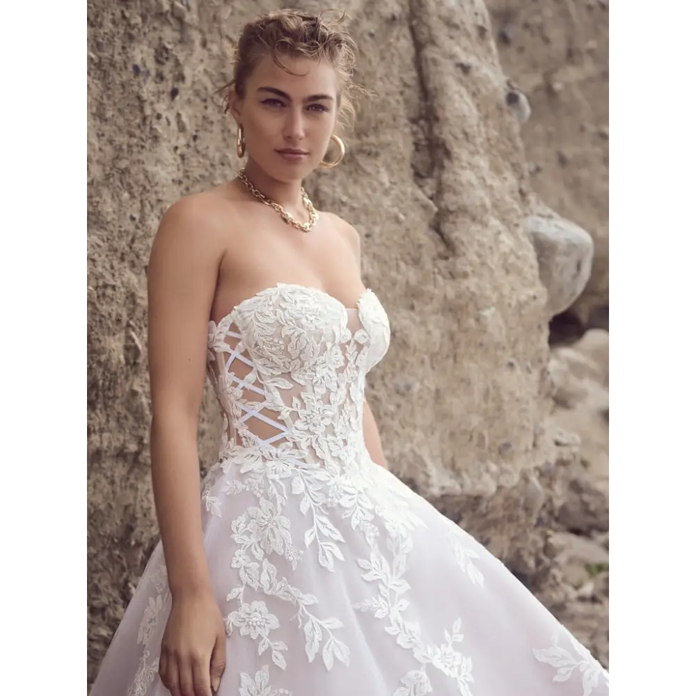 Wedding Dresses in Everett